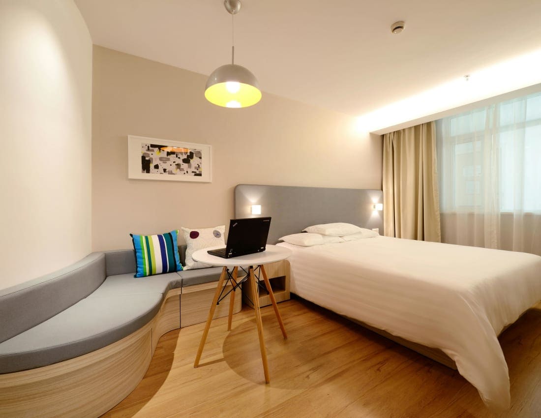 New York Skyline Suites