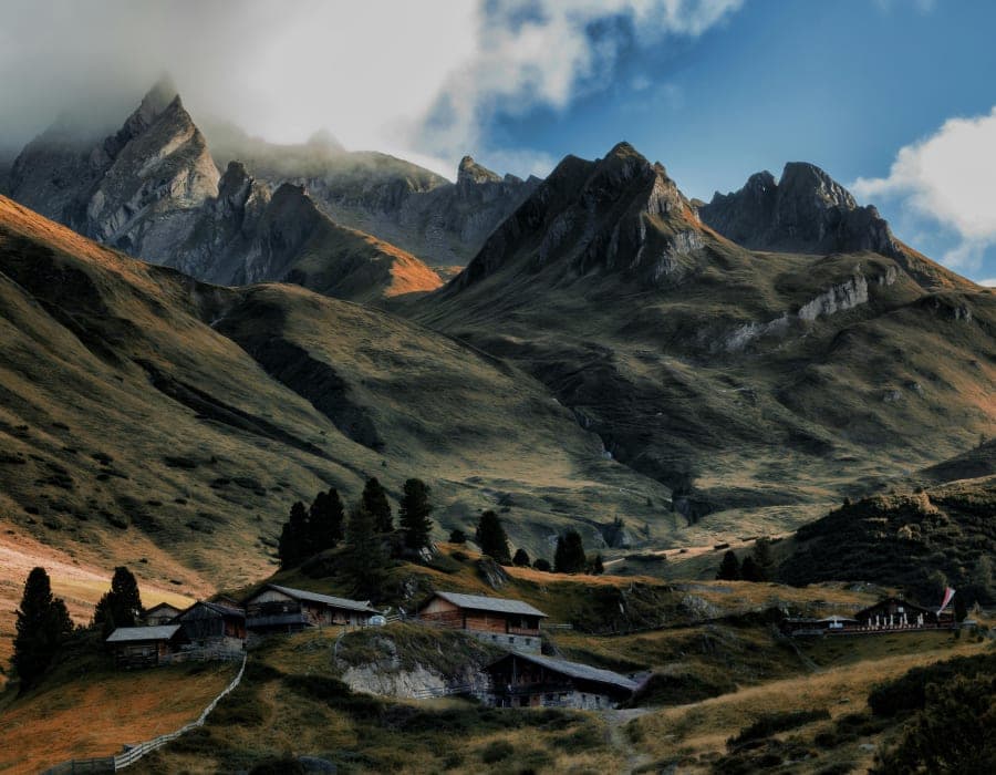 Kashmir Happy Family Getaway